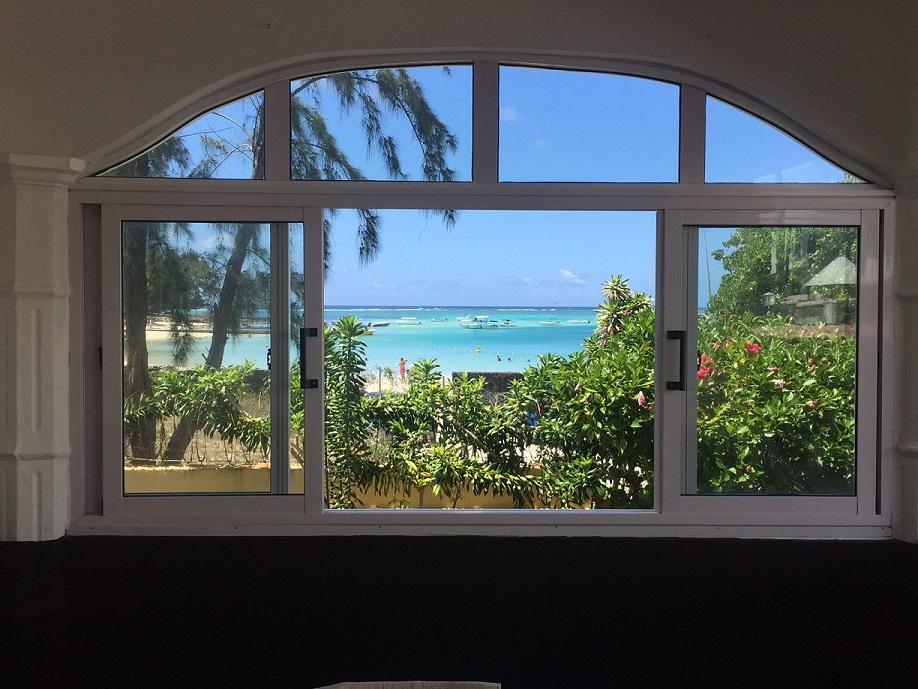 Chez Johnny - Blue Bay Hotel Exterior foto